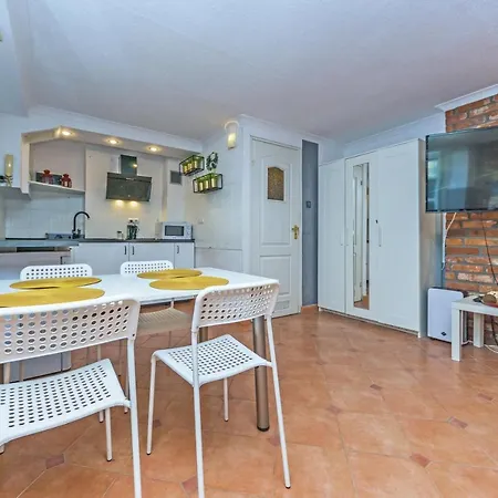 Appartamento Pomorskie Pulaskiego-basement-przyziemie Sopot