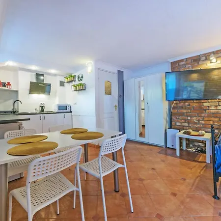 Appartamento Pomorskie Pulaskiego-basement-przyziemie